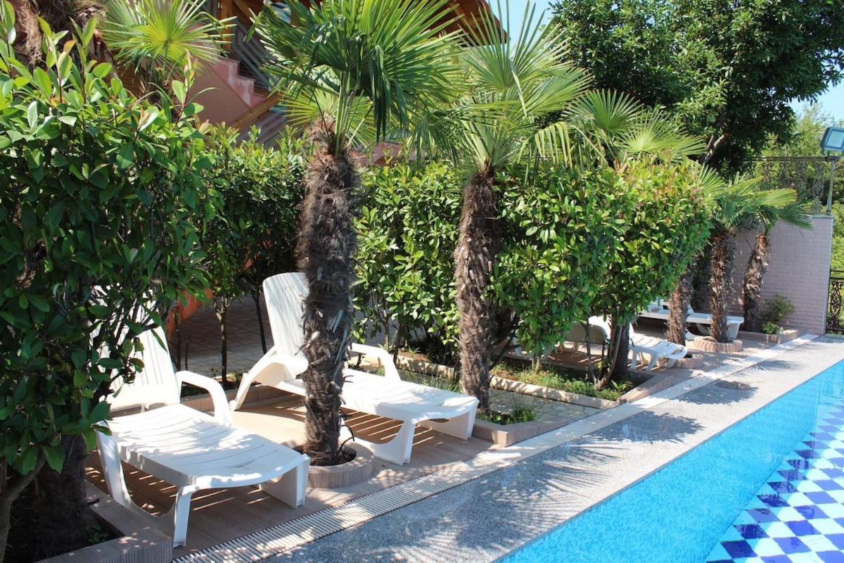 Kullolli Villa *